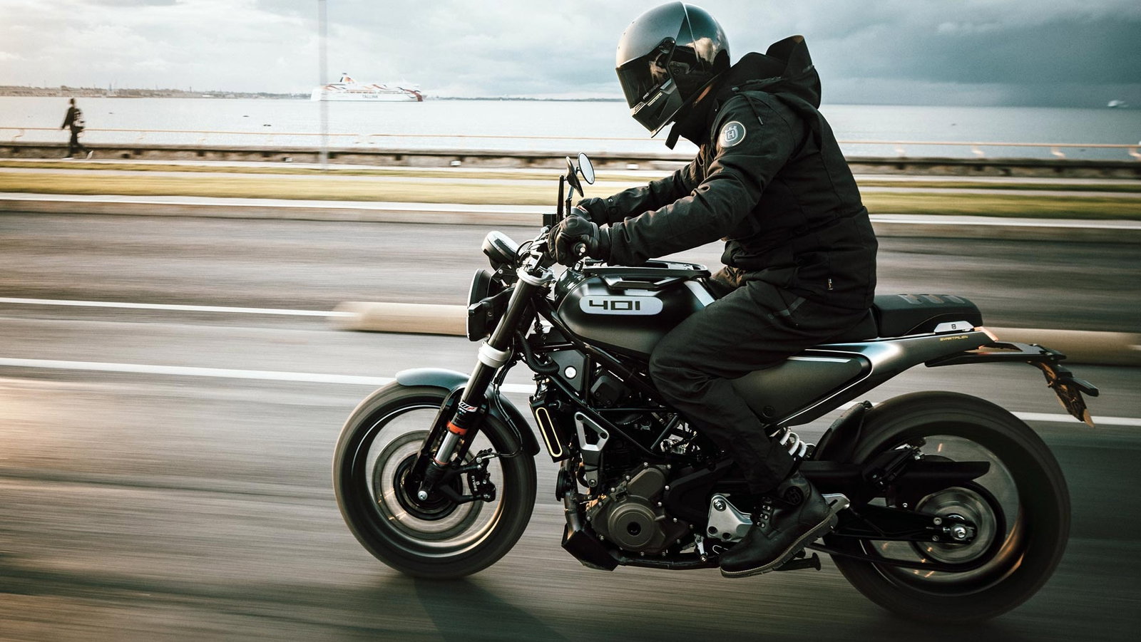 Husqvarna-SVARTPILEN-401